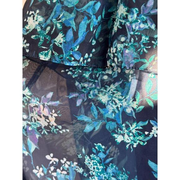 Ieena for Mac Duggal Blue Ruffle Tiered Floral Cut Out Gown Size 8 Fabric Pull - Picture 9 of 10